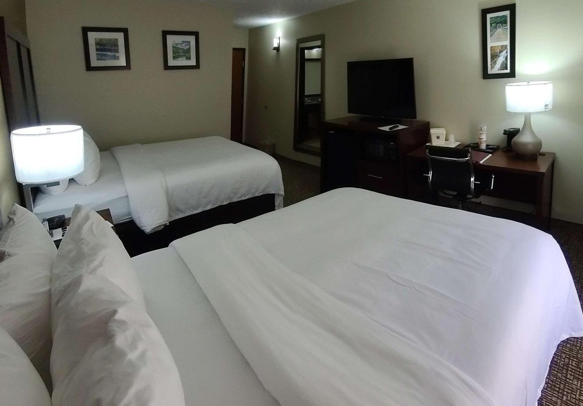 Comfort Inn New River Oak Hill Екстериор снимка