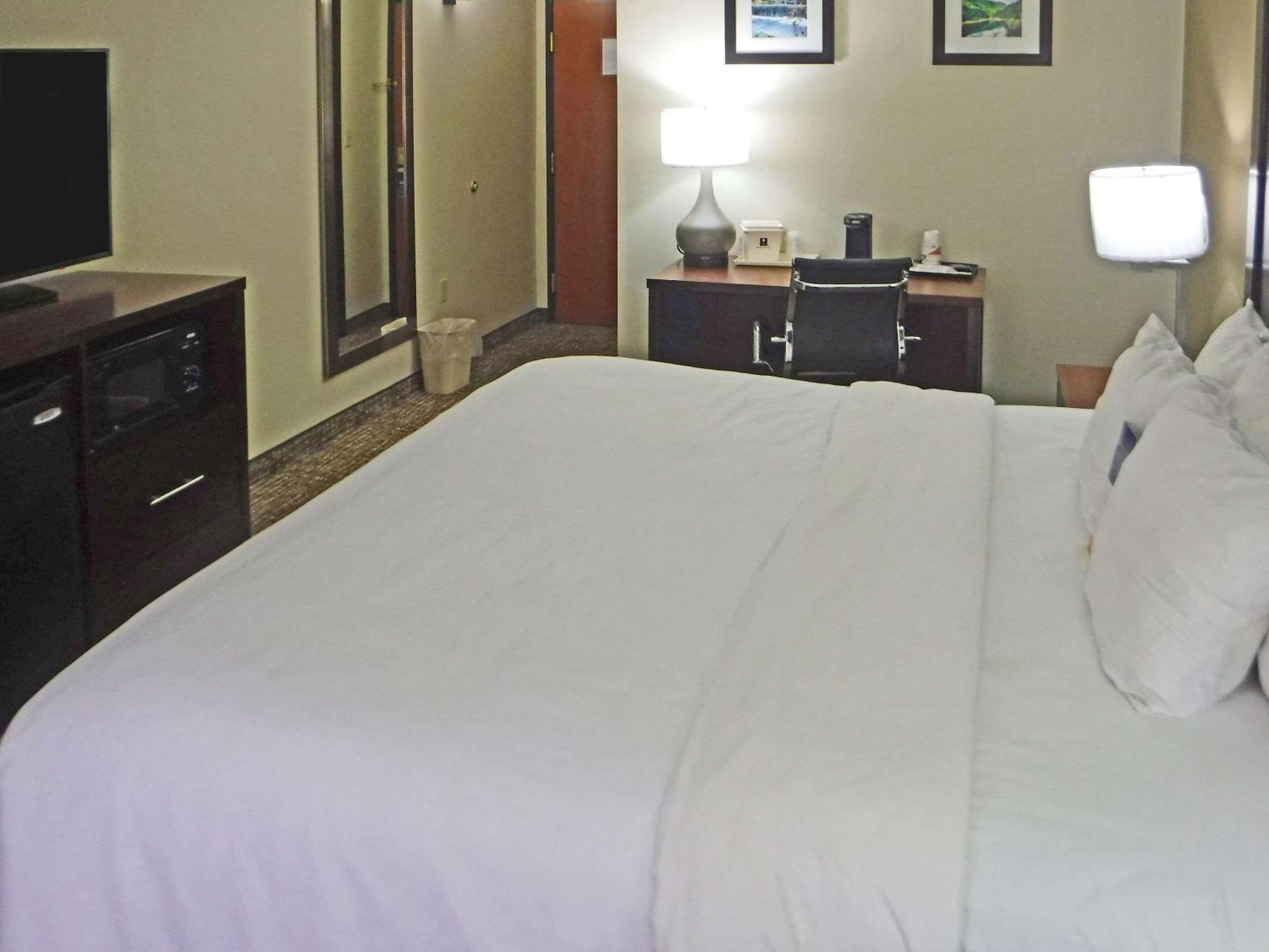 Comfort Inn New River Oak Hill Екстериор снимка