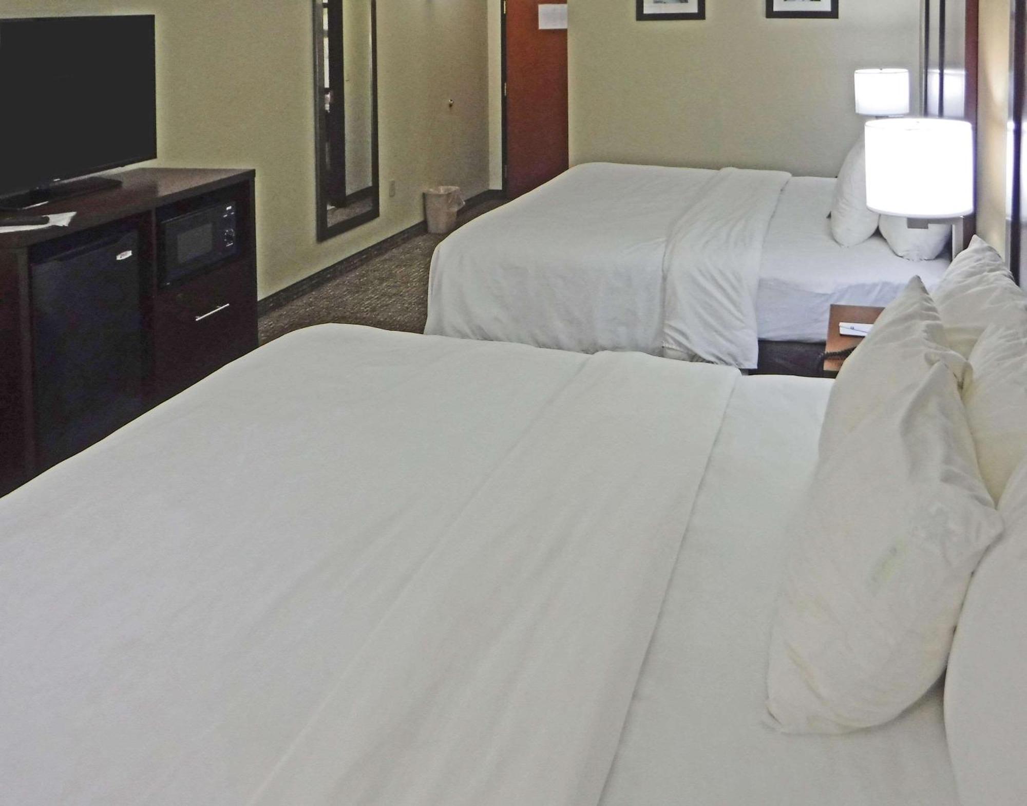 Comfort Inn New River Oak Hill Екстериор снимка