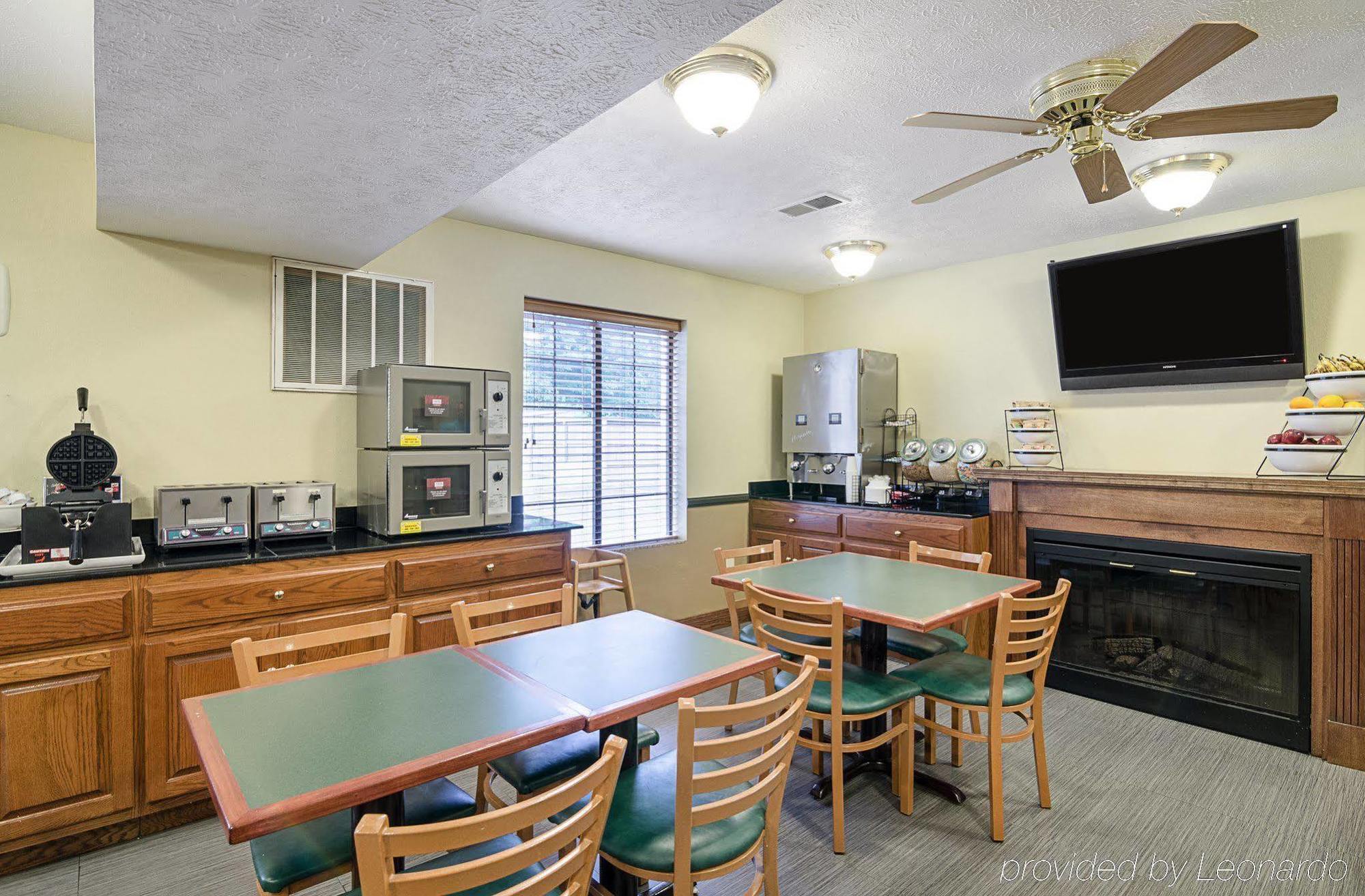 Comfort Inn New River Oak Hill Екстериор снимка