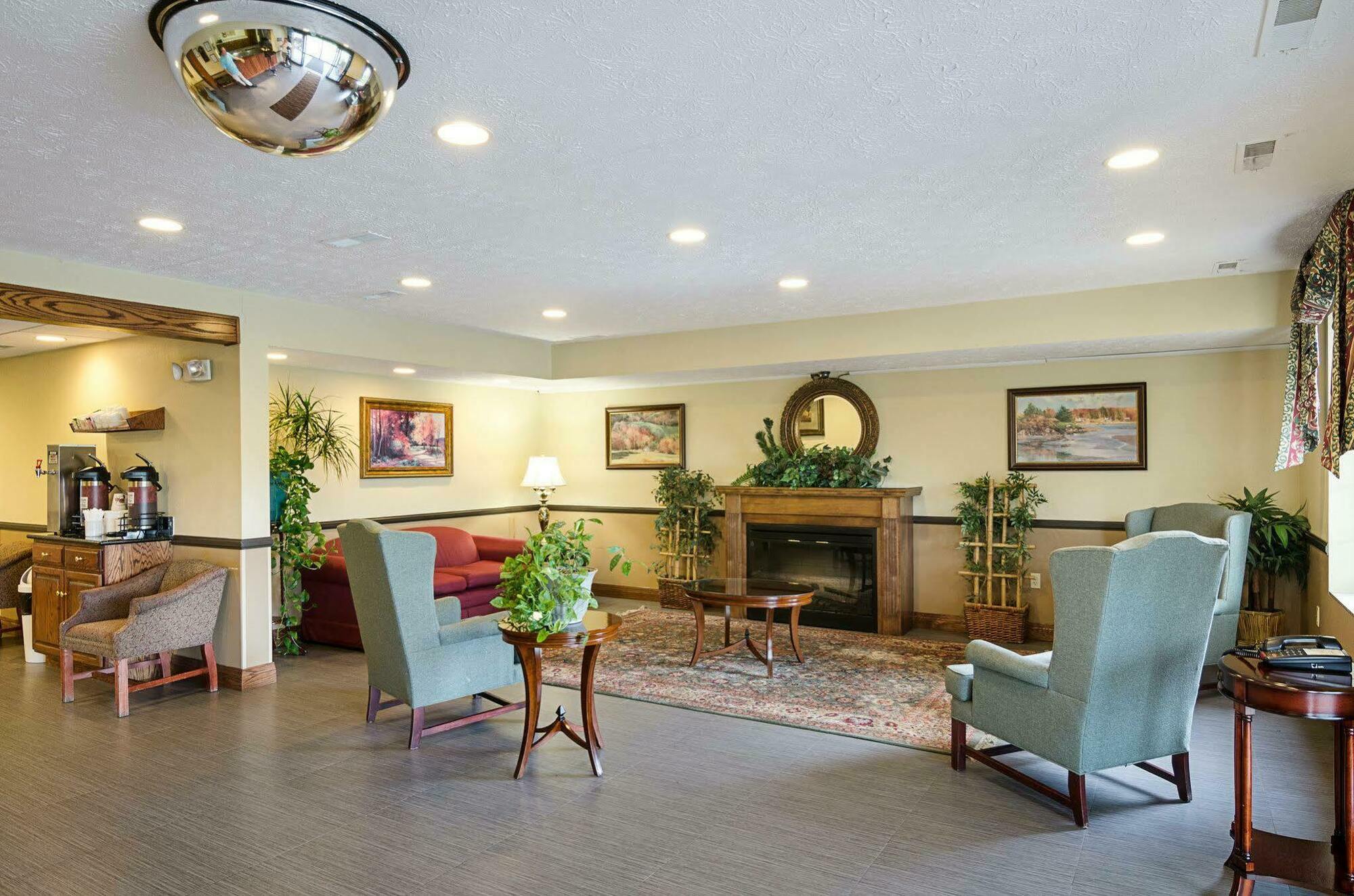 Comfort Inn New River Oak Hill Екстериор снимка
