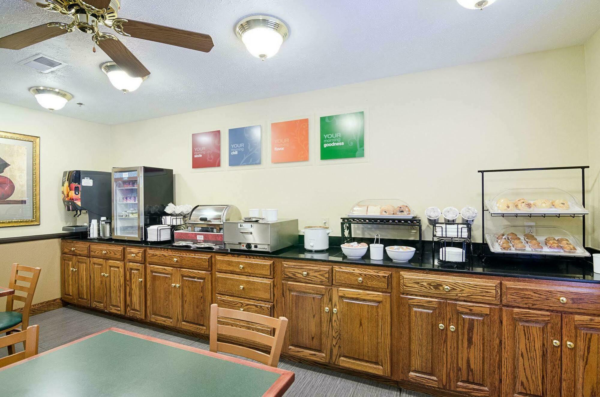 Comfort Inn New River Oak Hill Екстериор снимка